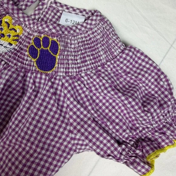 Unbranded Smocked Romper Baby 6-12M Purple Gingham Tiger Paw Print Kids EUC LSU - Picture 4 of 11